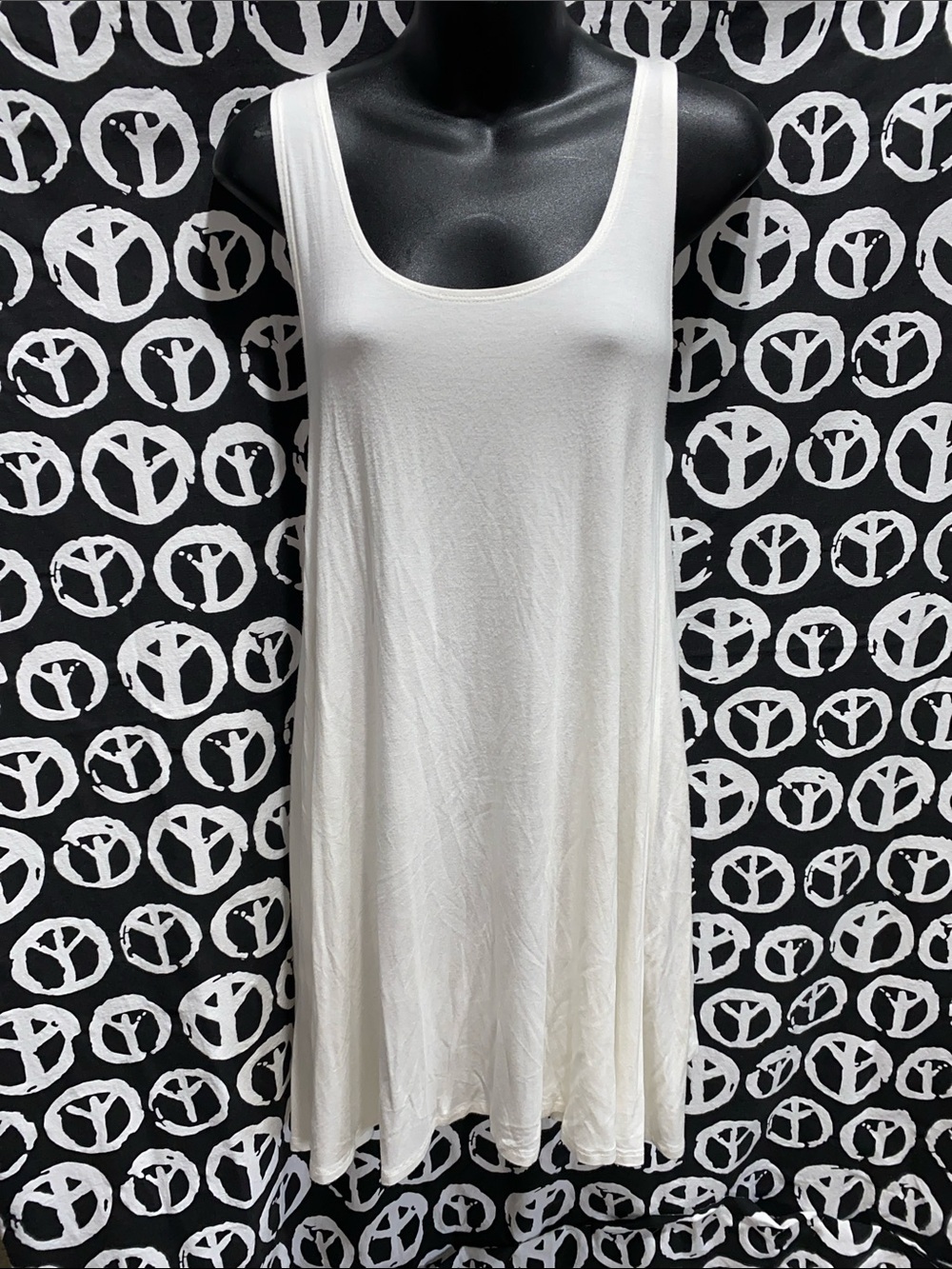 Garage White Rayon/Spandex Dress Scoop Neckline SZ XS
